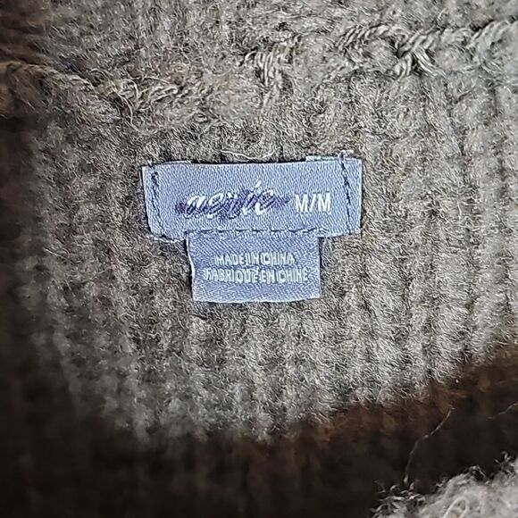 Aerie Medium Olive Green Oversized Fluffy sweater - Picture 5 of 8